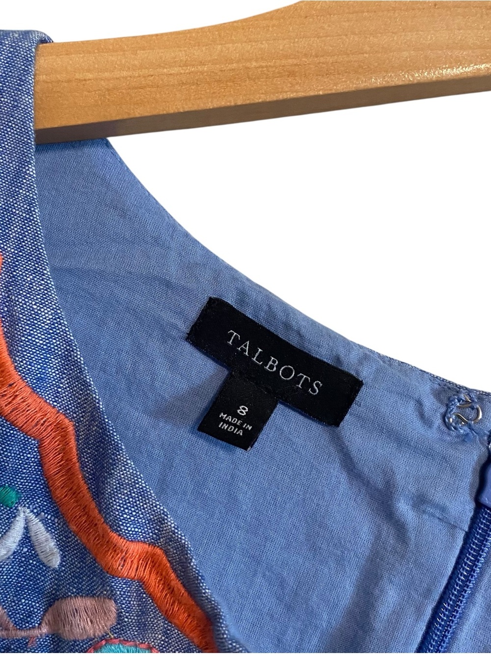 Talbots Chambray Floral Sleeveless Embroidered Linen Shift Dress Size 8 - Picture 4 of 7